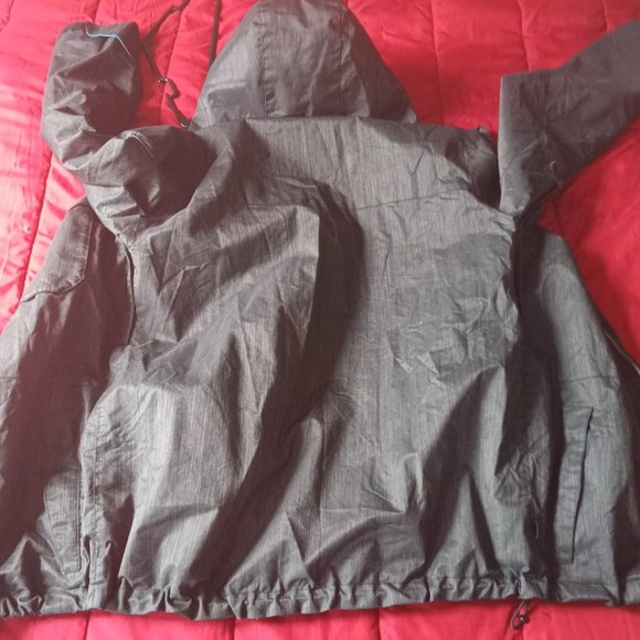 RIDE Snowboard Jacket - Picture 2 of 5